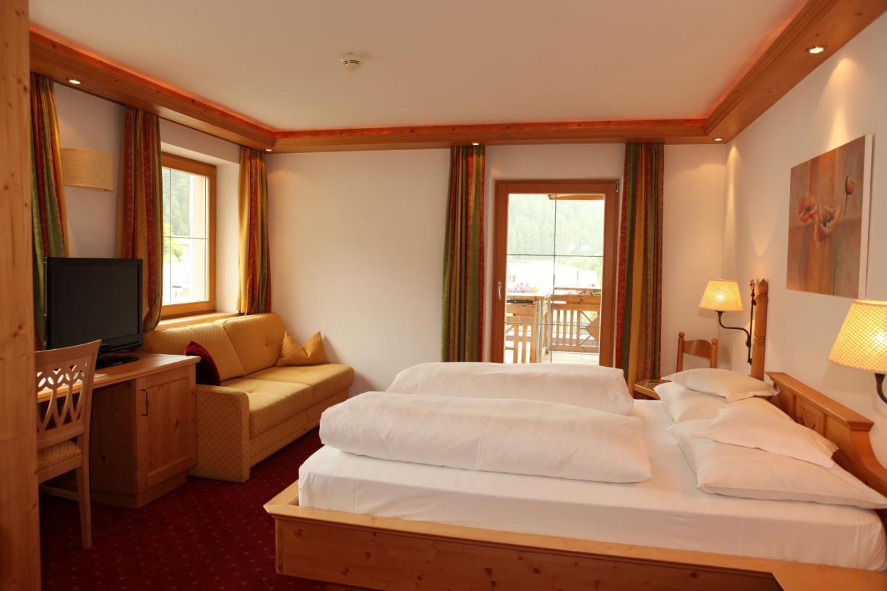 Hotel Goldener Adler Curon Venosta
